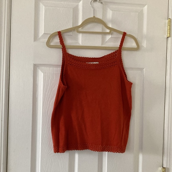 petite sophisticate crochet top* - Picture 3 of 14